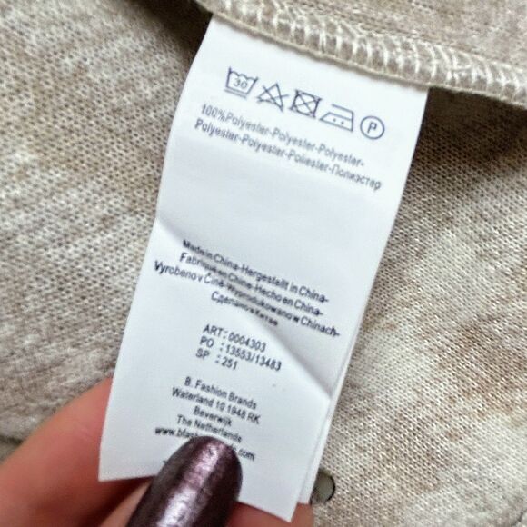 NWT Yest Netherlands Evolet Jacket Short Blanket Coat Sandy White Plaid Tie 10 - Picture 14 of 15